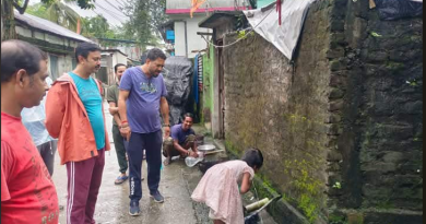 বেস্ট কলকাতা নিউজ : পাড়ায় পাড়ায় ঘুরে মানুষের সাথে দেখা করে সমস্যা মিটানোর চেষ্টা করলেন বিধায়ক শঙ্কর ঘোষ