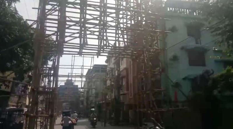 বেস্ট কলকাতা নিউজ : শিলিগুড়িতে পূজোর আলোকসজ্জা দেখবার মতন, এবারও তার ব্যাতিক্রম হবে না এমনটাই মনে করছেন শহরের বাসিন্দারা