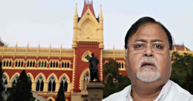 বেস্ট কলকাতা নিউজ : অবশেষে হাইকোর্টে জামিন হল প্রাক্তন শিক্ষামন্ত্রীর , তদন্তে সহযোগিতার নির্দেশ আদালতের