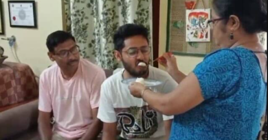বেস্ট কলকাতা নিউজ : নেপালের অশান্তি পার করে অবশেষে বাড়িতে ফিরলেন জলপাইগুড়ির গবেষক ময়ূখ ভট্টাচাৰ্য