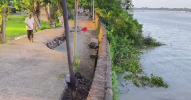 বেস্ট কলকাতা নিউজ : গঙ্গার ভাঙ্গন ক্রমশ এগোচ্ছে শ্রীরামপুরের দিকে, চরম আতঙ্কে এলাকাবাসী