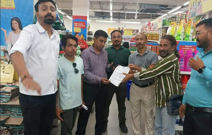 বেস্ট কলকাতা নিউজ : বাজানো যাবেনা কোন রকম হিন্দি গান, জলপাইগুড়ির শপিংমল গুলিকে এক কড়া হুঁশিয়ারি বাংলাপক্ষের তরফ থেকে