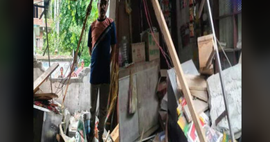 বেস্ট কলকাতা নিউজ : জলপাইগুড়ির গ্রামীণ এলাকায় অব্যাহত বন্য হাতির তাণ্ডব, ভেঙে দিয়ে গেলো দোকানপাট এবং বিভিন্ন জিনিসপত্রও