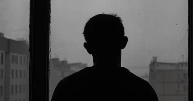 বেস্ট কলকাতা নিউজ : শপিং মলের তিন তলা থেকে মারণ ঝাঁপ! বেঙ্গালুরুতে ‘আত্মঘাতী’ হল ১ যুবক