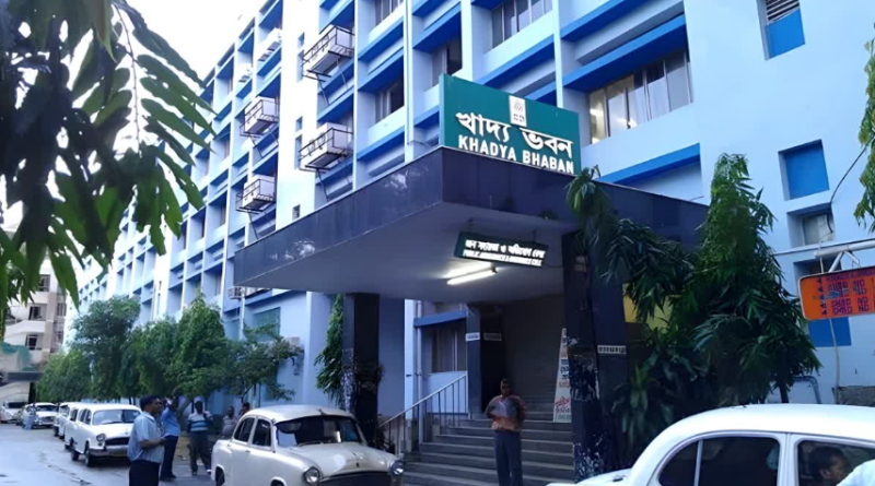 বেস্ট কলকাতা নিউজ : রেশন গ্রাহকদের বৈধতা যাচাইয়ের নির্দেশ জারি কেন্দ্রের, বাতিল হতে পারে বাংলার লক্ষ লক্ষ কার্ড