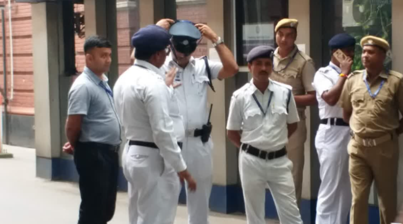 বেস্ট কলকাতা নিউজ : নিষিদ্ধ শব্দবাজি ফাটালেই চরম বিপদ ! কালীপুজোয় শহর কলকাতা থাকতে চলেছে ১৫০০ পুলিশের বিশেষ নজরদারিতে
