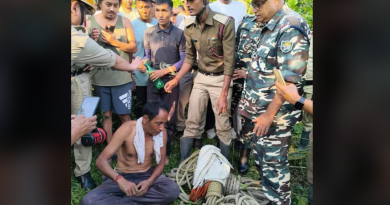 বেস্ট কলকাতা নিউজ : গোপন সূত্রের ভিত্তিতে সীমান্তে বড় সাফল্য অর্জন করল সীমান্ত নিরাপত্তা বাহিনী, উদ্ধার হল মাদক ,গ্রেপ্তার দুই পাচারকারী