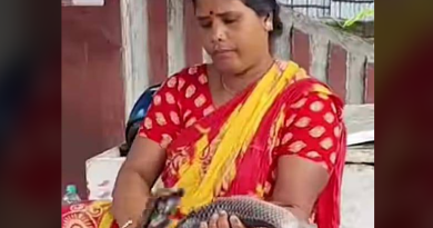 বেস্ট কলকাতা নিউজ : ৩০ টাকার লটারি কেটে কোটিপতি হলেন ফুলবাড়ীর মাছ বিক্রেতা এই মহিলা