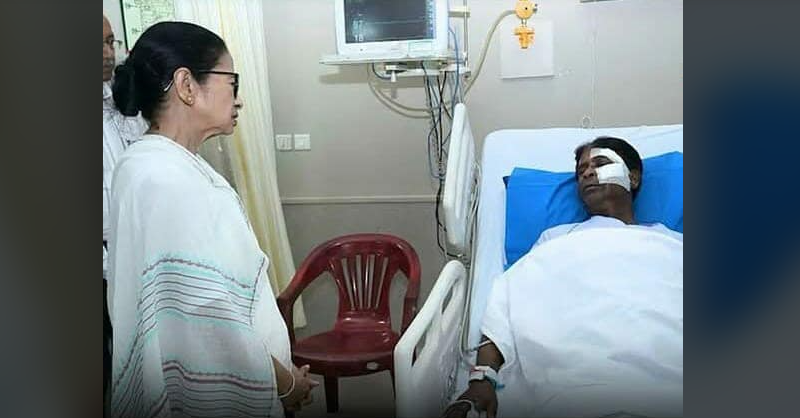 বেস্ট কলকাতা নিউজ : নাগরাকাটায় আক্রান্ত বিজেপির এম পি খগেন মুর্মুকে দেখতে হাসপাতালে গেলেন রাজ্যের মুখ্যমন্ত্রী মমতা বন্দ্যোপাধ্যায়