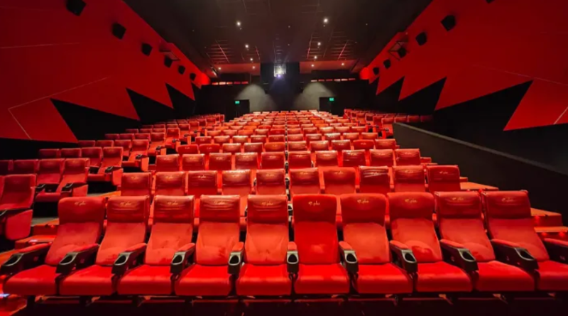 বেস্ট কলকাতা নিউজ : ১০০ টাকা জলের বোতল, কফির মূল্য ৭০০! মাল্টিপ্লেক্সে দাম নিয়ন্ত্রণ করতে কড়া বার্তা শীর্ষ আদালতের