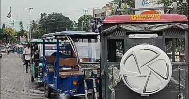 বেস্ট কলকাতা নিউজ : নাম্বার প্লেট ছাড়া টোটো নিয়ে এক জোর তুমুল বিতর্ক চলছে শহর শিলিগুড়িতে