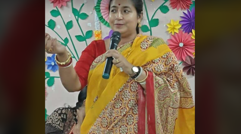 বেস্ট কলকাতা নিউজ : BLA 1 এর নতুন দায়িত্ব তার উপরে, 'তৃণমূল কংগ্রেস আছে আপনাদের পাশে" জানালেন পাপিয়া ঘোষ