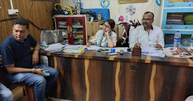 বেস্ট কলকাতা নিউজ : এস আই আর এর কাজ করে চলেছেন শিলিগুড়ি ১৪ নম্বর ওয়ার্ড কাউন্সিলর, মানুষকে আতঙ্কে রাখবো না এমনটাই জানালেন তিনি