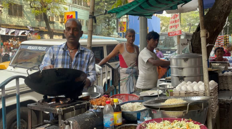 বেস্ট কলকাতা নিউজ : কীভাবে বজায় থাকবে খাবারের গুণগত মান, কলকাতা কর্পোরেশন প্রশিক্ষণ দিতে চলেছে শহরের স্ট্রিট ফুড হকারদের