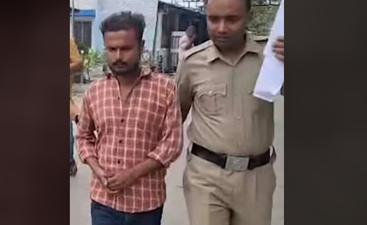 বেস্ট কলকাতা নিউজ : ৭০ ঊর্ধ্ব বৃদ্ধাকে ধর্ষণের অভিযোগ, এনজেপি থানার পুলিশ গ্রেপ্তার করল অভিযুক্ত ১ যুবককে