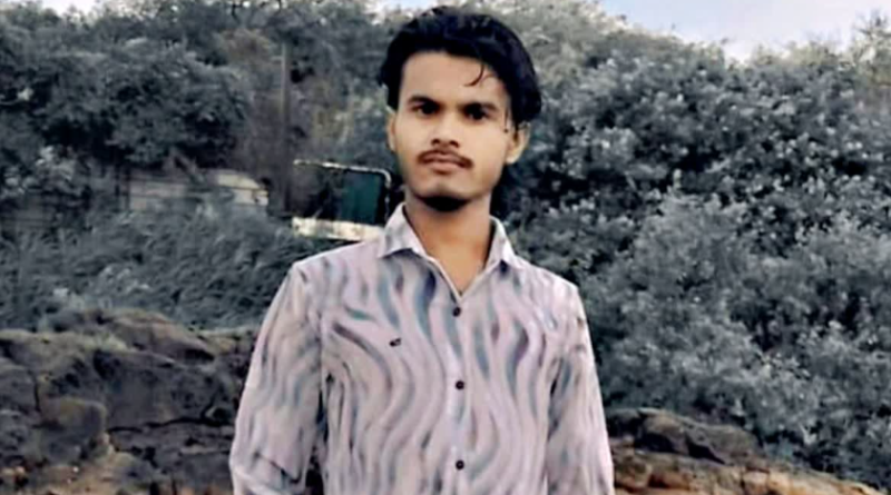 বেস্ট কলকাতা নিউজ : মুম্বইয়ে রেল লাইনের ধারে মিললো বাংলার শ্রমিকের ক্ষতবিক্ষত দেহ, কফিন ফিরল সন্দেশখালির বাড়িতে