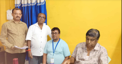 বেস্ট কলকাতা নিউজ : সকাল থেকেই বাড়িতে বাড়িতে পৌঁছে যাচ্ছেন বি এল ও রা, এস আই আর নিয়ে এখন চরম কৌতুহল শহর শিলিগুড়ি জুড়ে