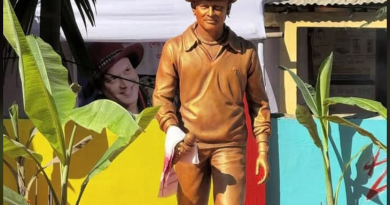 বেস্ট কলকাতা নিউজ : জুবিন গর্গের জন্মদিন উপলক্ষে তার মূর্তি উন্মোচিত হলো আসামে