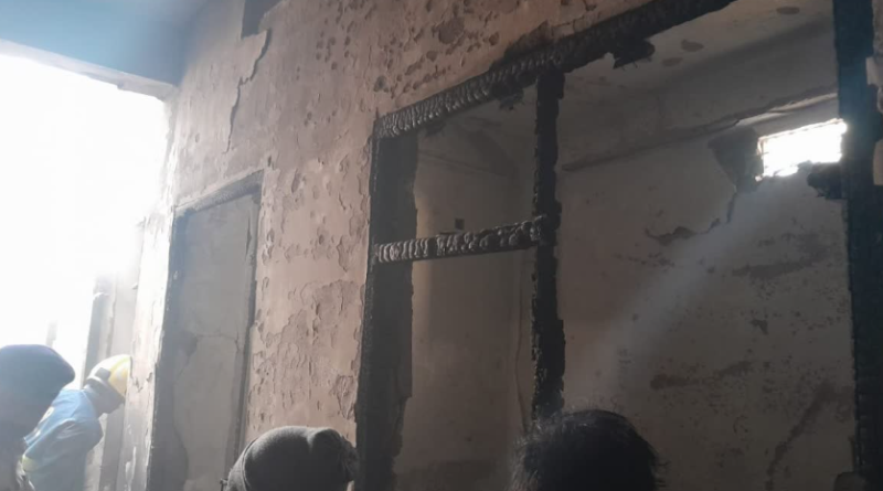 বেস্ট কলকাতা নিউজ : শর্ট সার্কিটের জেরে বাড়িতে আগুন, মর্মান্তিক মৃত্যু হল একই পরিবারের ৫ জনের