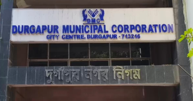 বেস্ট কলকাতা নিউজ : নগর নিগমের গ্যারেজে ভয়াবহ দুষ্কৃতী তাণ্ডব ! লক্ষাধিক টাকার গাড়ির যন্ত্রাংশ চুরি হল দুর্গাপুরে