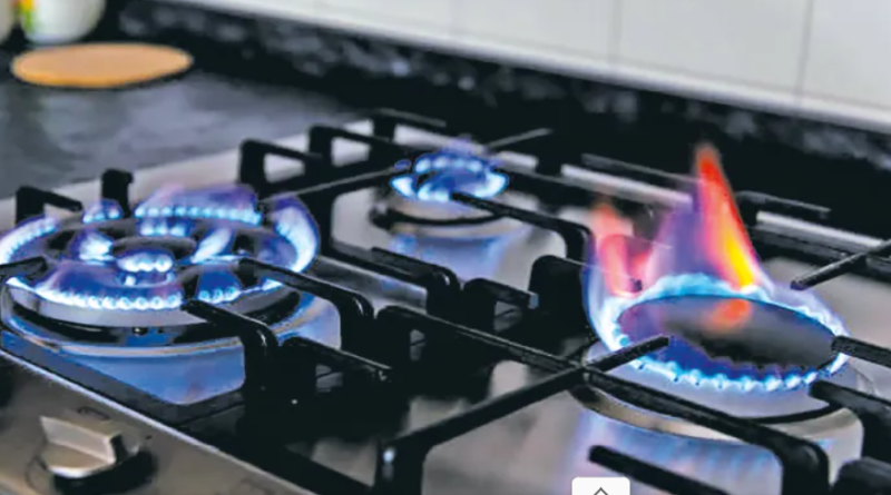 বেস্ট কলকাতা নিউজ : আমেরিকা থেকে এলপিজি আমদানি, খরচ বৃদ্ধির আশঙ্কা দেশ জুড়ে