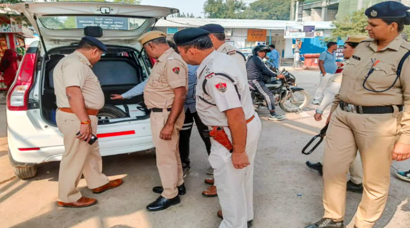 বেস্ট কলকাতা নিউজ : তাড়াহুড়োয় বিস্ফোরক সরাতে গিয়ে আচমকাই বিস্ফোরণ, নতুন তথ্য সামনে এলো লালকেল্লা বিস্ফোরন কাণ্ডে