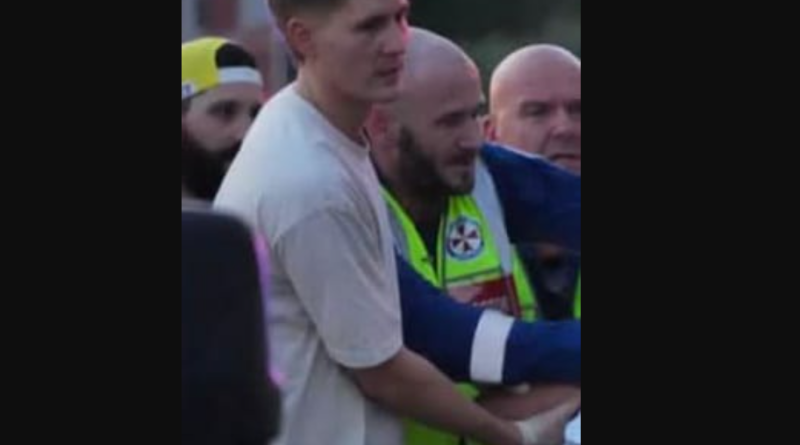 বেস্ট কলকাতা নিউজ : সিডনিতে ভয়াবহ সন্ত্রাসী হামলা, নিহত হল ১২ জন, আহত আরো ২৯, তদন্তে নামলো অস্ট্রেলিয়ান প্রশাসন