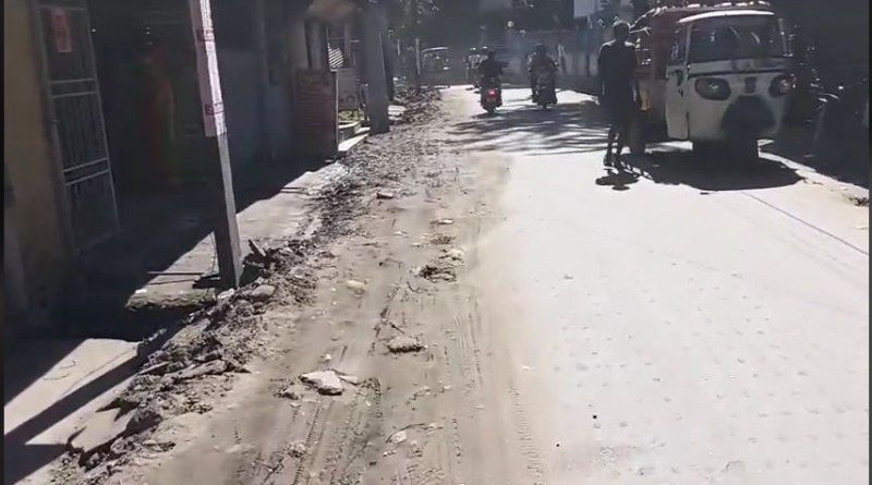 বেস্ট কলকাতা নিউজ : ডাব গ্রামে খোঁড়া হচ্ছে রাস্তা, সমস্যা এবং অভিযোগ নিয়ে চরম জেরবার এলাকার সাধারণ মানুষ