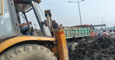 বেস্ট কলকাতা নিউজ : সরকারি পুকুর ভরাট, অভিযোগ খোদ পঞ্চায়েত প্রধানের ছেলের বিরুদ্ধে, জলাশয় ফের আগের অবস্থায় ফেরাল প্রশাসন