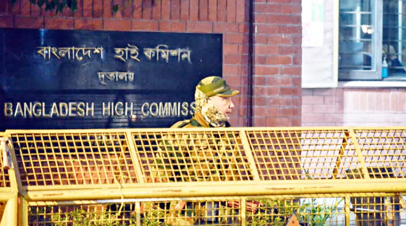 বেস্ট কলকাতা নিউজ : চরম অশান্ত পরিবেশ বাংলাদেশ জুড়ে , অবশেষে দিল্লির ভিসা কেন্দ্র বন্ধ করল ঢাকা