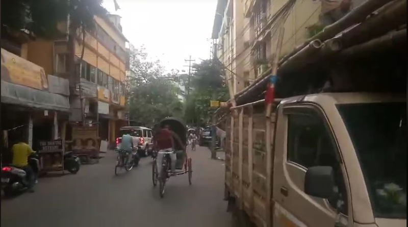 বেস্ট কলকাতা নিউজ : একদিকে ডেঙ্গুর আতঙ্ক অপরদিকে মশার উপদ্রপ, ক্ষোভ ক্রমশ বাড়ছে শহর শিলিগুড়ির মানুষের