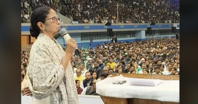 বেস্ট কলকাতা নিউজ : 'বিজেপি আমাদের সঙ্গে খেলে পারবে না, সব এজেন্সিকে দালাল বানিয়েছো', নেতাজি ইন্ডোর স্টেডিয়াম থেকে কেন্দ্রকে কড়া বার্তা মুখ্যমন্ত্রী মমতা বন্দ্যোপাধ্যায়ের
