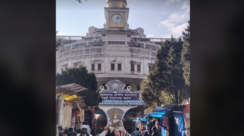 বেস্ট কলকাতা নিউজ : ছুটির মেজাজে দার্জিলিং, বড়দিনের উৎসবে মেতে উঠলো পাহাড় বাসি