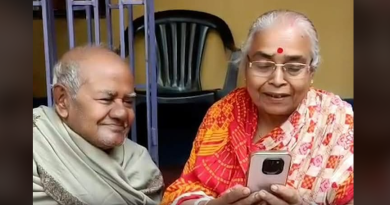 বেস্ট কলকাতা নিউজ : ২৬ বছর আগে হারিয়ে যাওয়া ছেলেকে খুঁজে পেলেন বৃদ্ধ দম্পতি, SIR-এর সৌজন্যে মুখে হাসি ফুটল হাবড়ার বাসিন্দা প্রশান্ত দত্ত ও তাঁর স্ত্রী সান্ত্বনা দত্তর