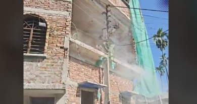 বেস্ট কলকাতা নিউজ : শিলিগুড়িতে বহুতলের গায়ে ইলেকট্রিক পোল, ব্যাপক চাঞ্চল্য ছড়ালো ৪৭ নম্বর ওয়ার্ডে