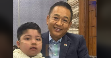 বেস্ট কলকাতা নিউজ : ছোট শিশুর ফুসফুস প্রতিস্থাপনের দায়িত্ব নিলেন সিকিমের মুখ্যমন্ত্রী " প্রেম তামাং "