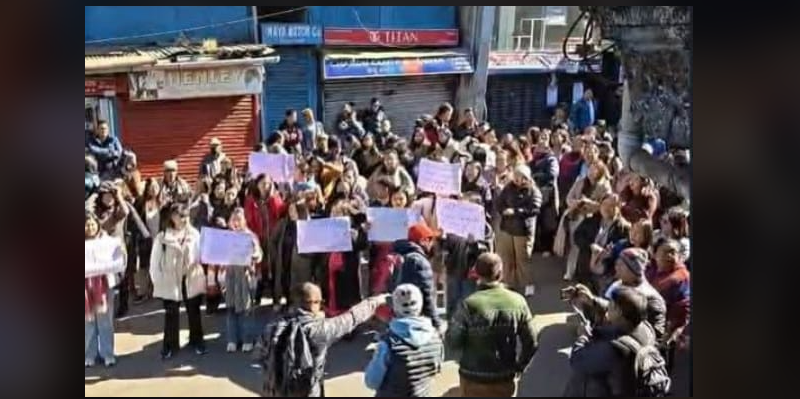 বেস্ট কলকাতা নিউজ : এবার পাহাড়ের মানুষ পথে নামলো নিয়োগ দুর্নীতির বিরুদ্ধে