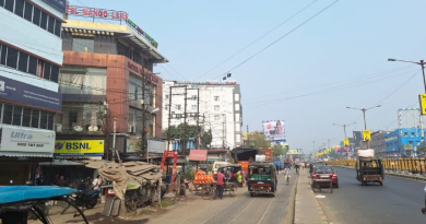 বেস্ট কলকাতা নিউজ : শিলিগুড়ির পর ফের মালদা, বাংলাদেশিদের জন্য বন্ধ হোটেলের দরজা
