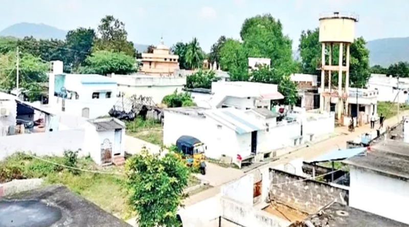 বেস্ট কলকাতা নিউজ : দেশের এই আদিবাসী গ্রামের অধিকাংশ ঘরেই রয়েছেন একজন করে সরকারী কর্মচারী