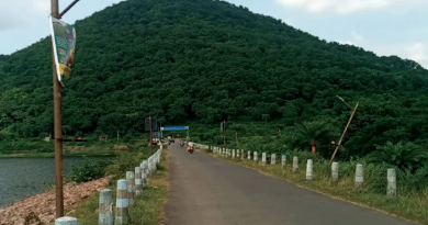 বেস্ট কলকাতা নিউজ : পরিকাঠামোর অবস্থা চরম বেহাল , কোনো পর্যটক আসতে নারাজ সাঁতুড়ির বড়ন্তিতে