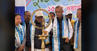 বেস্ট কলকাতা নিউজ : শিলিগুড়ি পুরনিগমের ১৫নং ওয়ার্ডের ওয়ার্ড উৎসব "সুচেতনা"-র শুভ সূচনা করলেন মেয়র গৌতম দেব