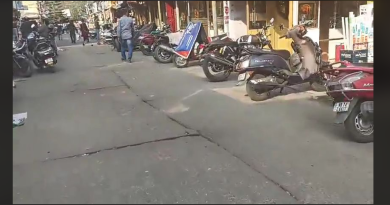 বেস্ট কলকাতা নিউজ : পার্কিংয়ের বেড়াজালে ক্রমশ আটকে পড়ছে শহর শিলিগুড়ি, চরম ক্ষুব্ধ স্থানীয় দোকানদার থেকে ব্যবসায়ীরা