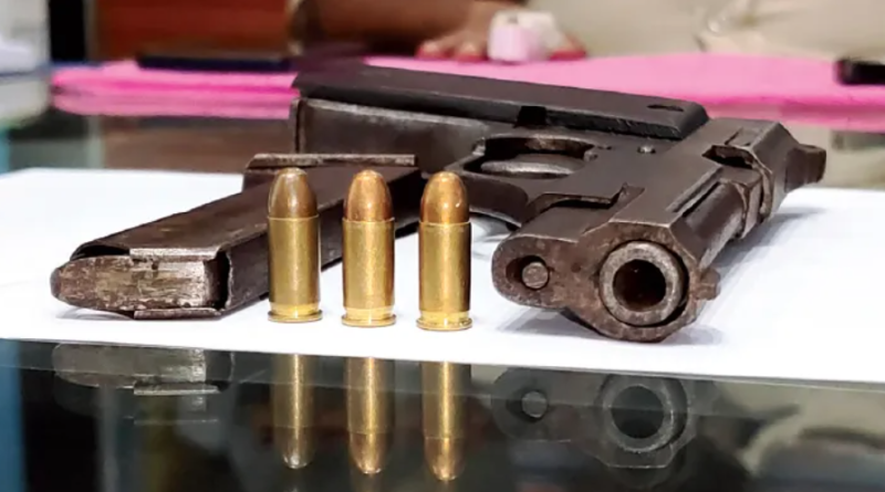 বেস্ট কলকাতা নিউজ : ক্রমাগত এ রাজ্যে অস্ত্র ঢুকছে মুঙ্গের থেকে, পুলিশের চোখে ধুলো দিতে বারবার রুট বদল? - উঠছে প্রশ্ন