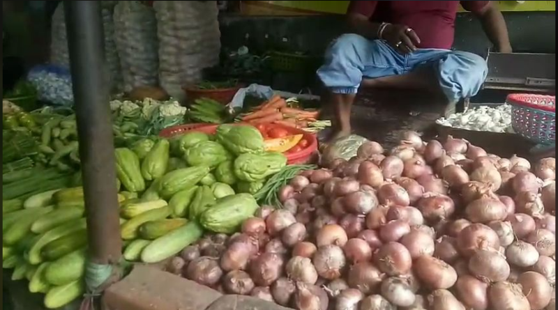 বেস্ট কলকাতা নিউজ : নতুন বছরের শুরুতে শিলিগুড়িতে অনেকটাই কমে গেল সবজির দাম