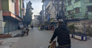 বেস্ট কলকাতা নিউজ : কনকনে ঠান্ডার কবলে পড়ে সুনসান শহর শিলিগুড়ি, গৃহবন্দী সাধারণ মানুষ