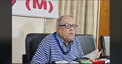 বেস্ট কলকাতা নিউজ : মহাকাল মন্দিরের জায়গায় আইটি হাব দরকার ছিল সাংবাদিক সম্মেলন করে এই ভাষাতেই ক্ষোভ প্রকাশ করলেন অশোক ভট্টাচার্য