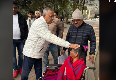 বেস্ট কলকাতা নিউজ : নিজের ওয়ার্ডের দুস্থ মানুষের পাশে দাঁড়ালেন মেয়র গৌতম দেব