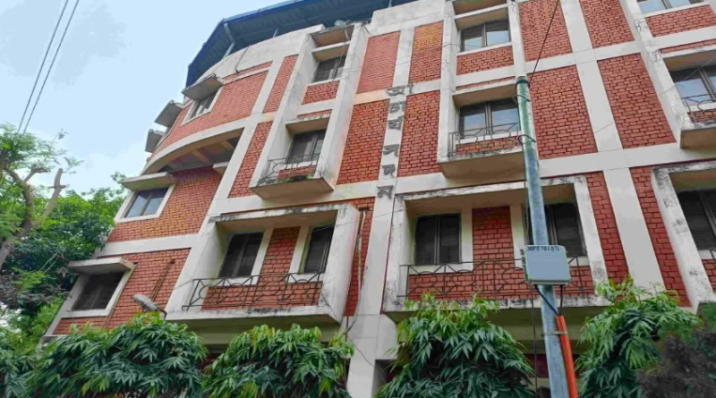 বেস্ট কলকাতা নিউজ : এসএসসি নিয়োগ দুর্নীতি মামলা করেছিলেন 'দাগিরাই' ! প্রকাশিত তালিকা ঘিরে শুরু হল এক তুমুল বিতর্ক