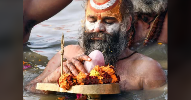 বেস্ট কলকাতা নিউজ : মাঘমেলায় গঙ্গায় সাধুদের পবিত্র স্নান, এক স্বর্গীয় আধ্যাত্মিকতায় ভাসলো প্রয়াগরাজ