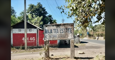 বেস্ট কলকাতা নিউজ : বন্ধ হয়ে গেল ডুয়ার্সের আরও একটি চা বাগান, ফের চরম অনিশ্চিত হয়ে গেল ১০০০ চা শ্রমিকের জীবন